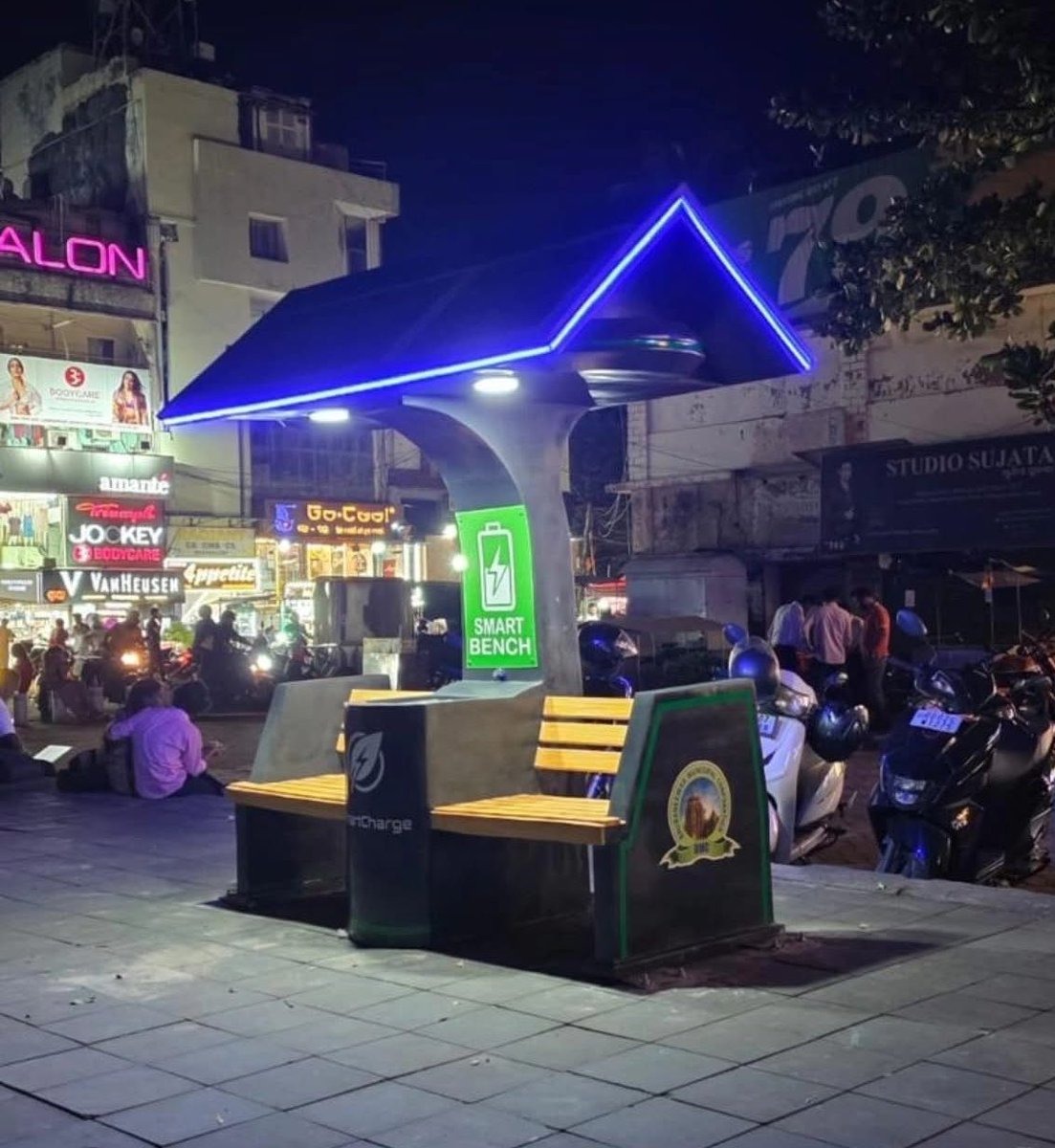Bhubaneswar Boosts Green Mobility with New Smart Solar Benches