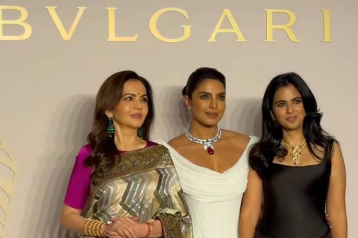 Weaves & Jewels: Nita Ambani’s Handloom Elegance Meets Bvlgari Brilliance