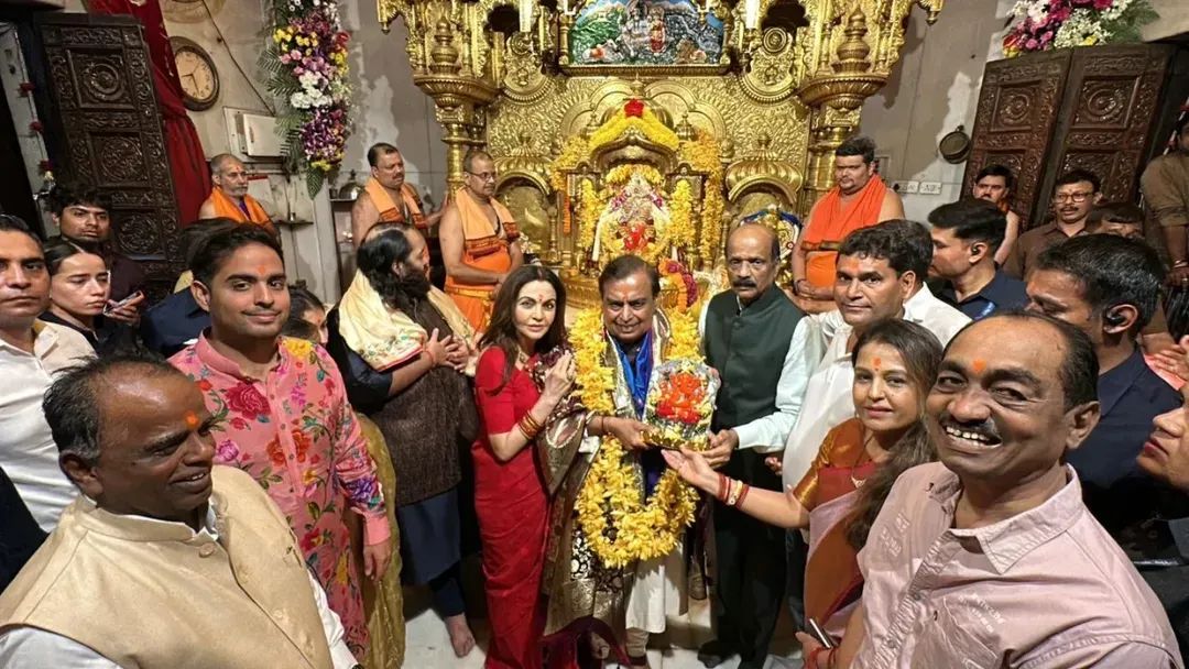 Mukesh Ambani’s Birthday Celebrations Blend Spiritual Traditions With Philanthropy