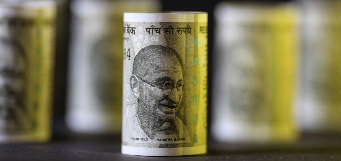 India Clearing Corp Imposes Volatility Margin On USD/INR Forwards