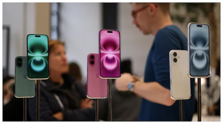 Apple’s Policy Change Likely To Increase Costs Of Older iPhones In India