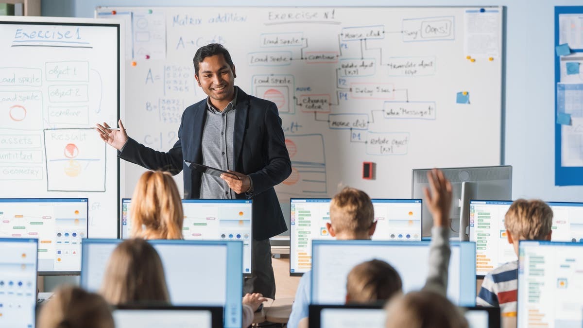 Revolutionizing Classrooms: How AI is Transforming Education and Empowering Teachers