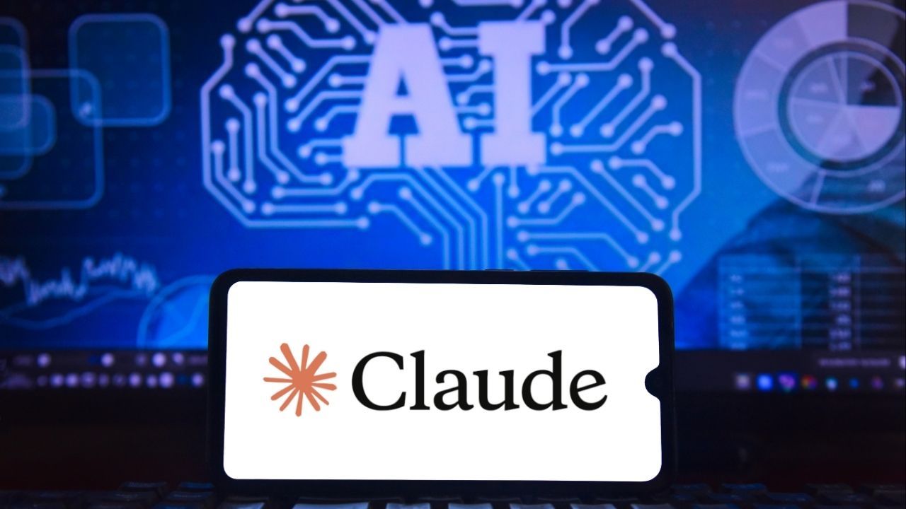 Claude AI Crashes Midweek, Thousands Report Outage As Downdetector Logs Surge