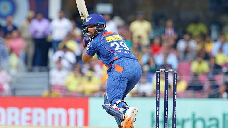 Mitchell Marsh, Nicholas Pooran Power Lucknow Super Giants to 161/3 in 13.4 Overs