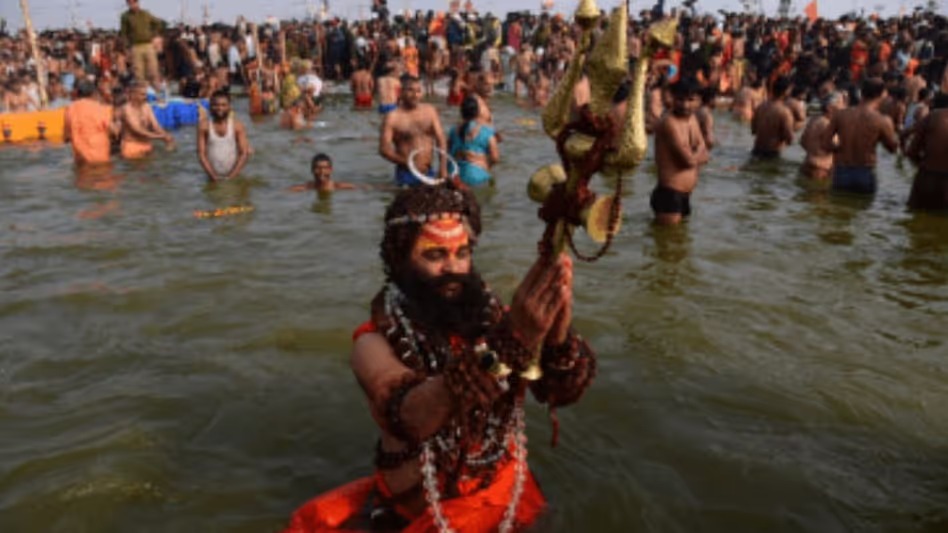 Maha Kumbh 2025: Prayagraj Gears Up for 10 Crore Devotees on Mauni Amavasya with Unprecedented Security and No-Vehicle Zones