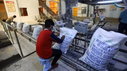 India's Sugar Exports to Continue Despite Reduced Stock