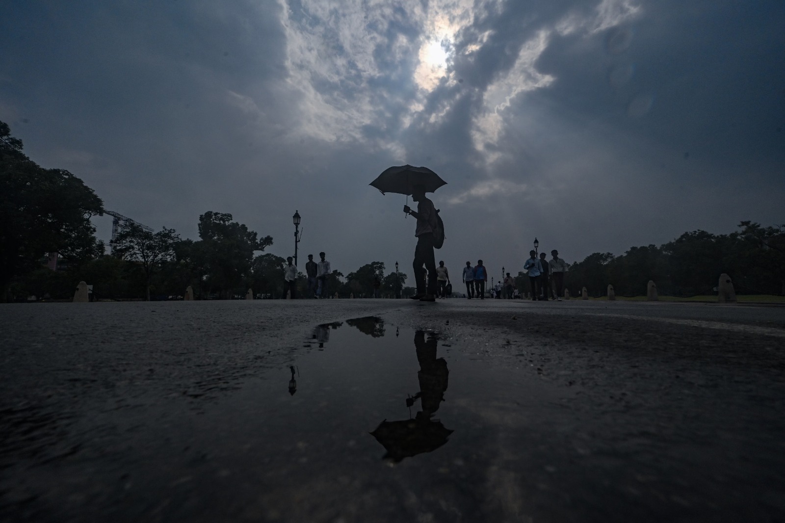 Monsoon Surge: IMD Issues 4-Day Heavy Rain & Thunderstorm Alert for North India