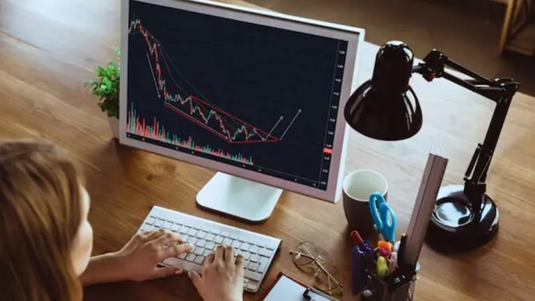 Stocks Under Rs. 100: Experts Recommend Six Intraday Picks for March 12, 2025