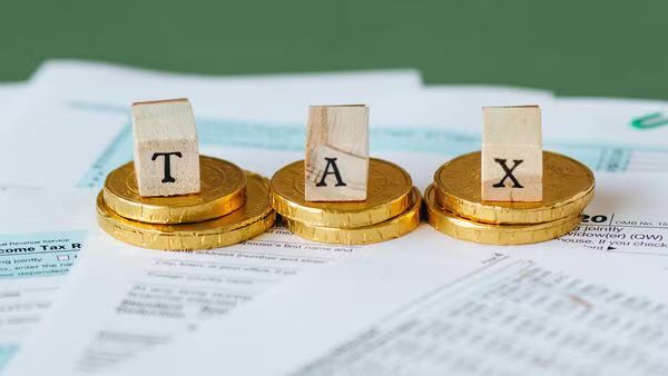 Filing Smart, Not Fast: Experts Urge Taxpayers To Wait Until June 15