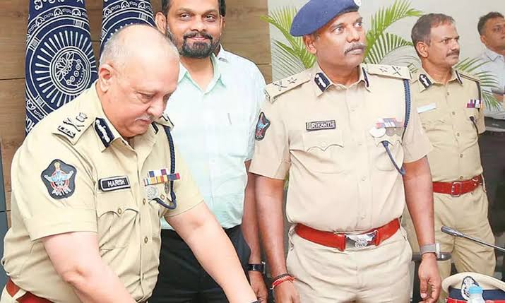Policing Gets Smart: CM Naidu Opens Door to High-Tech Solutions at Andhra Hackathon