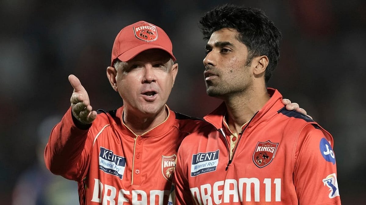 Ponting’s Last-Minute U-Turn Keeps Punjab Kings United