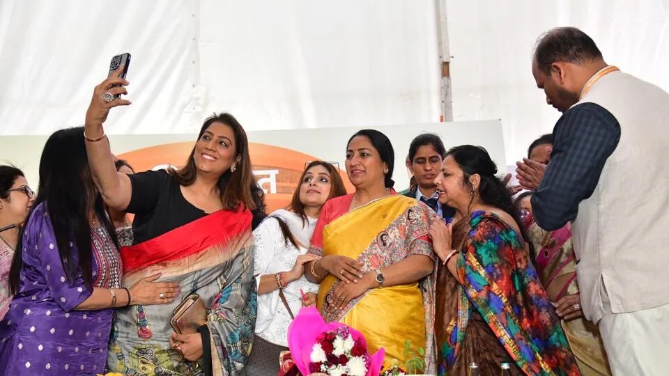 Delhi Govt's Gift to Women: Rs 2,500 Monthly - Apply Now and Empower Your Future