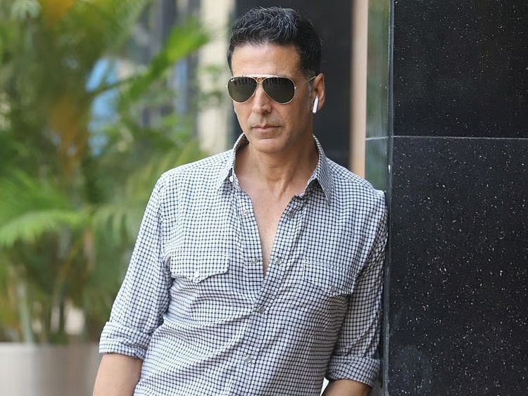 Akshay Kumar Dominates TV Ads in 2024: Most Visible Celebrity with 22 Hours Visibility Daily