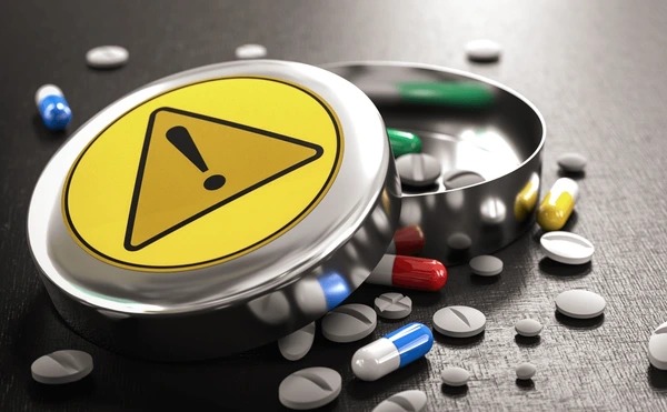 India Flags Safety Concerns Over Two Widely Used Medicines: What Doctors and Patients Must Know