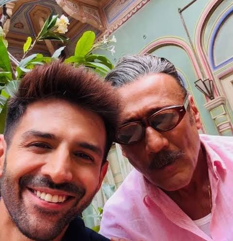 Tu Meri Main Tera: A Film Where the Father-Son Duo Outshines the Lovers
