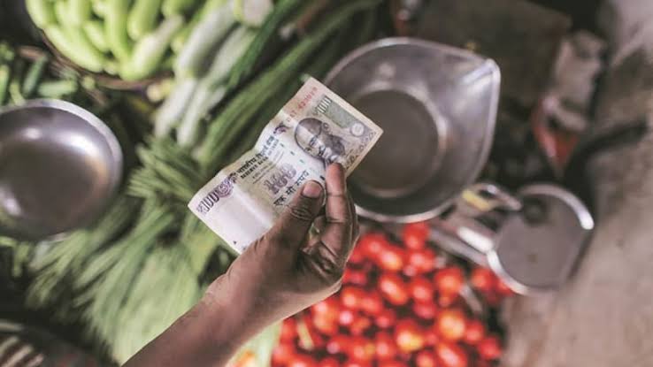 RBI Cooks Up Good News: Food Inflation Forecast Simmers Down to 4%