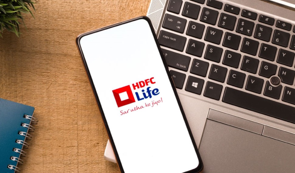 HDFC Life to Raise Up to ₹9 Billion Through Private Placement