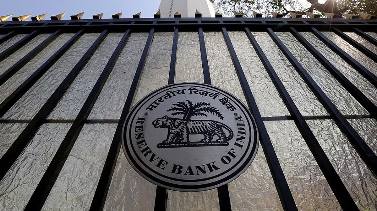 India Central Bank Reports Rs 7.84 Trillion Banks’ Cash Balances on Nov 28; Govt Surplus Nil; Banks Borrow Rs 3.94 Billion via Marginal Standing Facility