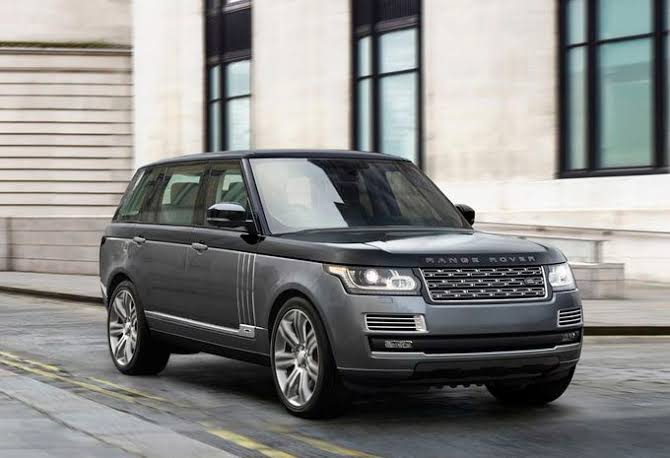 Rolls, Rovers & Rockets: India’s Costliest ICE SUVs Unveiled