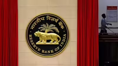 Indian Rupee Marginally Stronger at 88.7050; RBI Reports Strong Banking Liquidity with Rs 7.88 Trillion Cash Balances