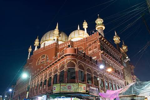 Minarets & Miracles: Uncover Kolkata's Hidden Gems This Ramadan