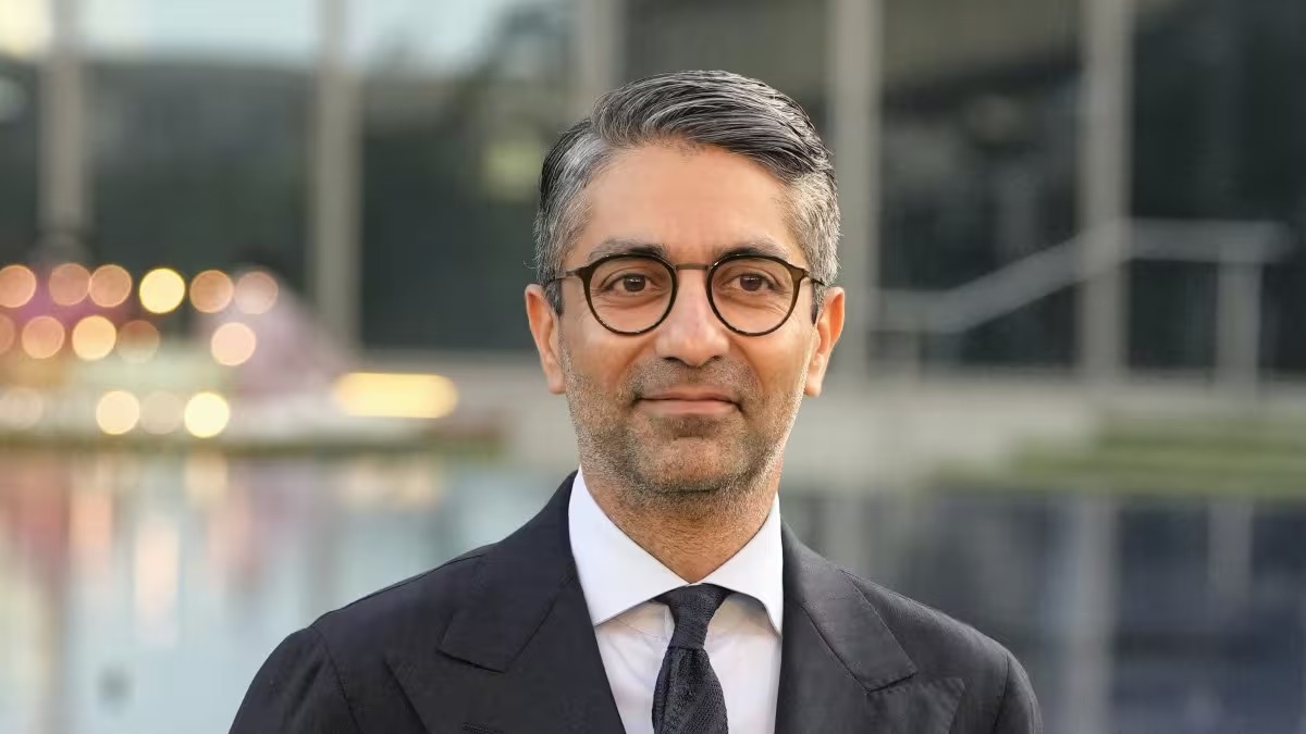 India’s Shooting Star Abhinav Bindra to Light Up Italy as 2026 Winter Olympics Torchbearer