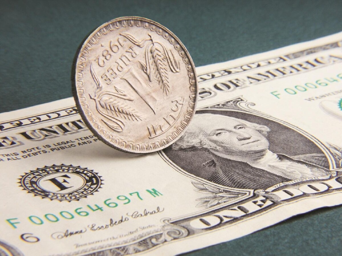 Indian Rupee Strengthens Marginally, Ends 0.1% Higher Against U.S. Dollar