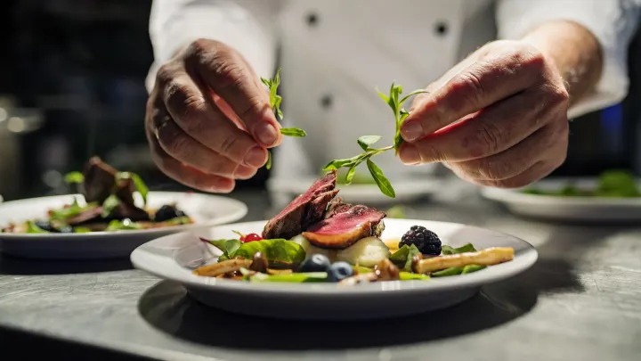 Dining with Distinction: Michelin-Starred Experiences Made Accessible for Everyday Food Lovers