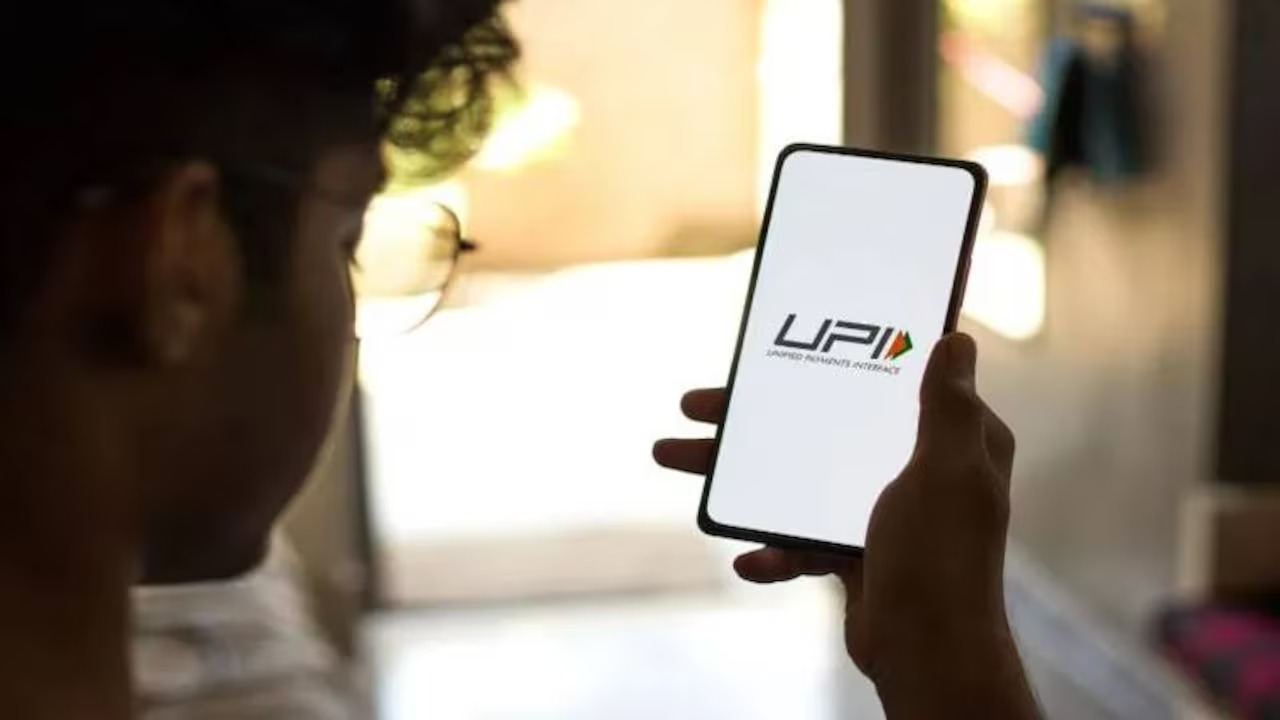 Digital Breadcrumbs: UPI Trail Leads Husband To Wife’s Lost Phone In Unlikely Recovery
