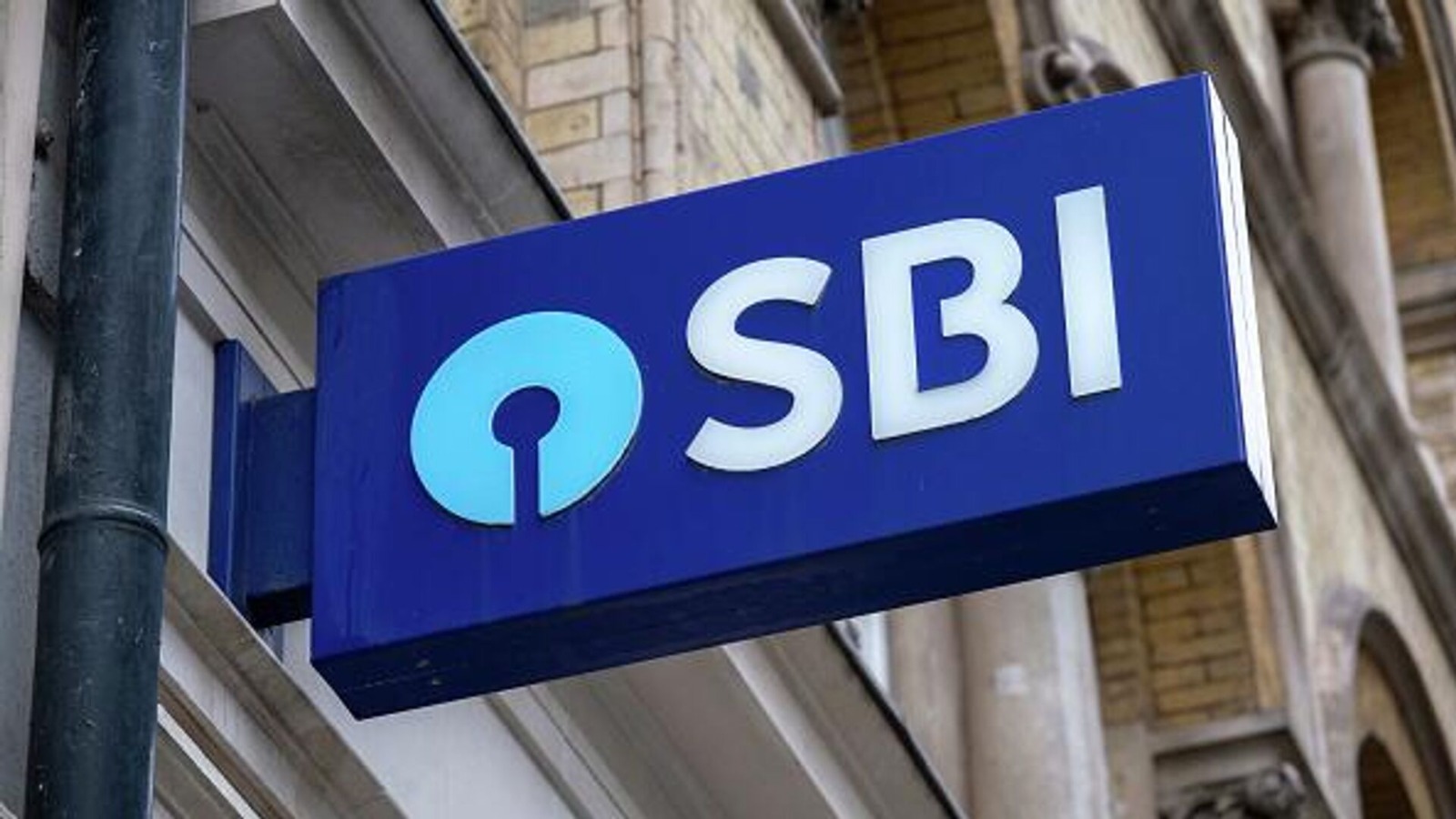 SBI Raises $200 Million Via Overseas Bond Issue At 4.50 Percent Coupon