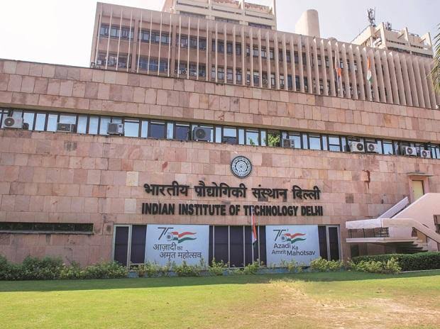 IIT Revamps PhD Rules To Equip Scholars For Future Challenges