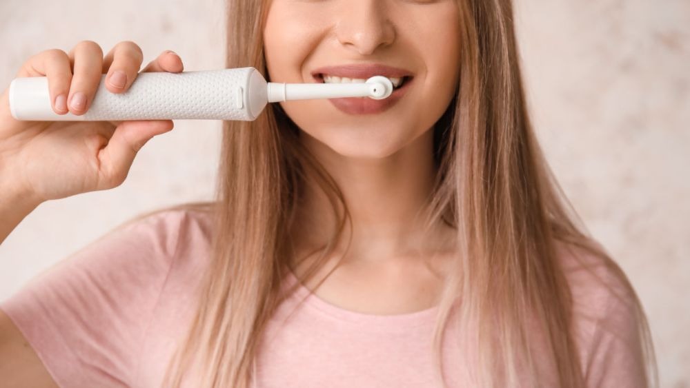 Electric Toothbrushes: The $4.9 Billion Smile Revolution That's Brushing Away Dental Woes