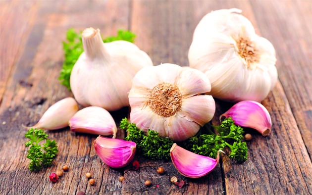 Spice Up Your Beauty Life: Garlic's Zesty Skin Solutions