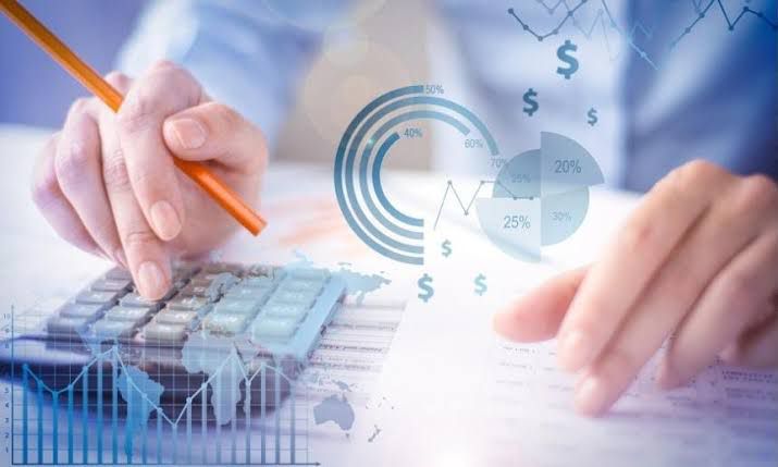 Compound Your Habits Like Your Wealth: 120 Seconds to Smarter Investing