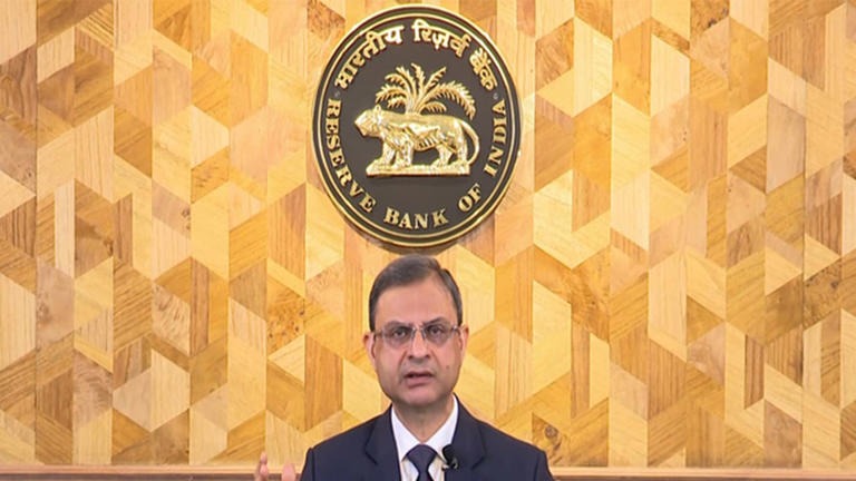 RBI Sets Competitive Underwriting Commission Rates and Conducts 3-Day VRR Auction at 5.51% Cut-Off in 2025
