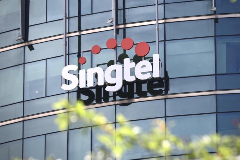 SingTel Announces US$1.6 Billion Buyback Plan, Expands Asset Monetisation Target