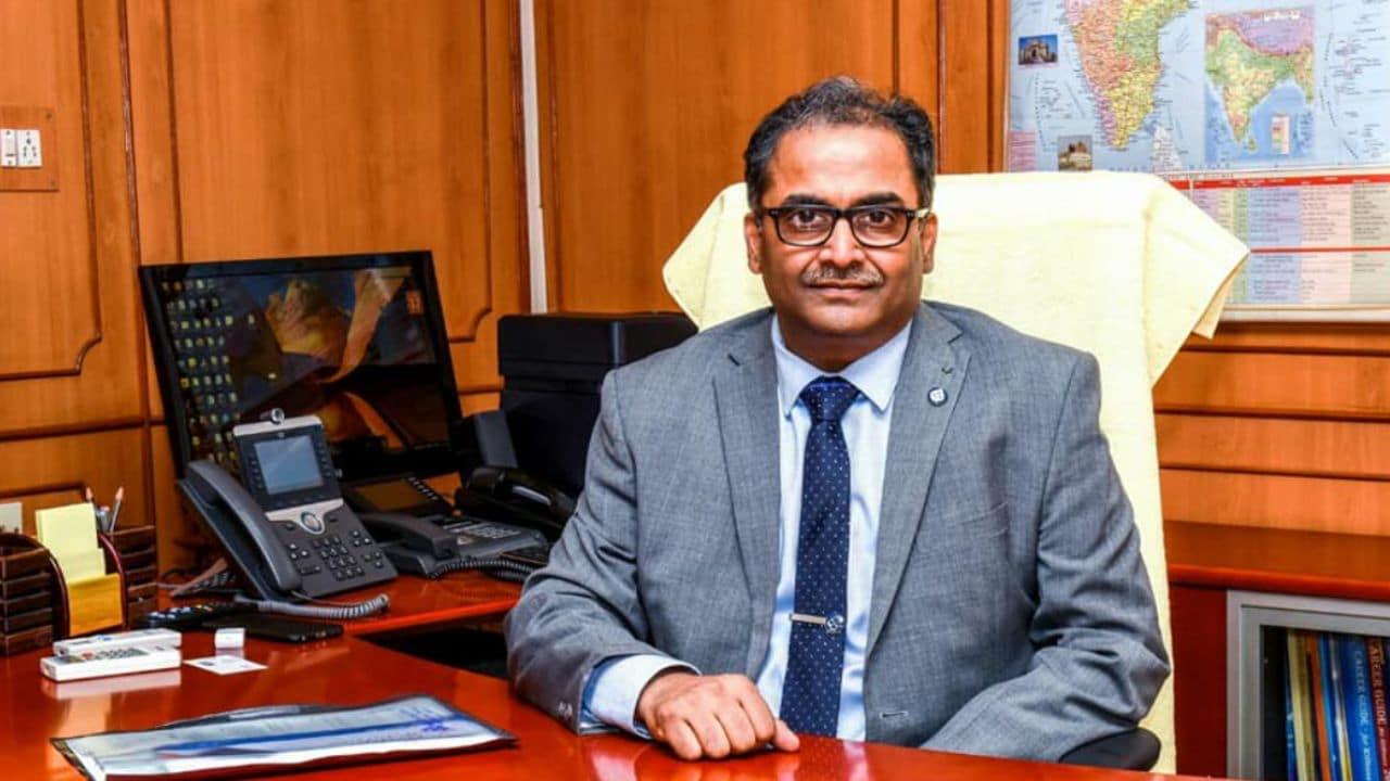 Ajay Kumar Srivastava’s Tenure Extended as MD & CEO of Indian Overseas Bank Till October 2027