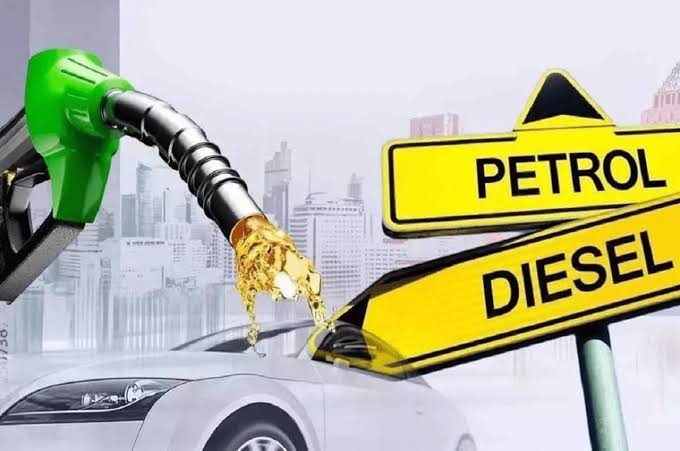 India July Fuel Sales Up 2.9% as Petrol and Diesel Demand Soars