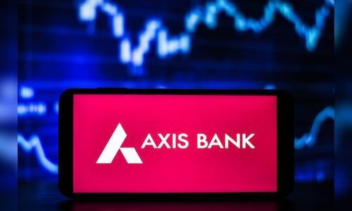 Confidence in Axis Bank: Fitch Reaffirms 'BB+' Rating, Eyes Bright Future