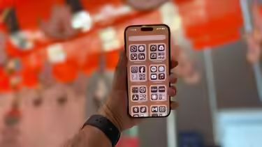 Dot Watch: How Your iPhone Tells You Who’s Listening and Tracking