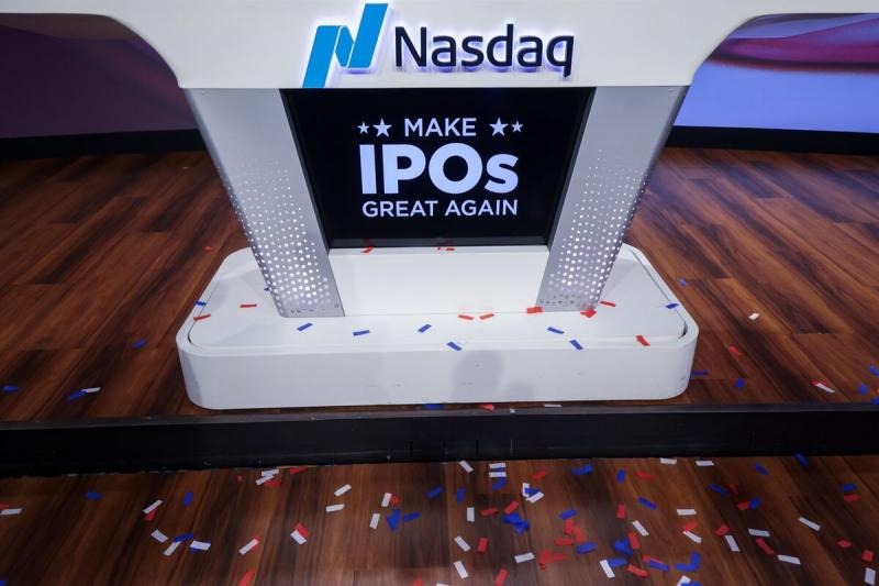 SpaceX Targets Historic Nasdaq Listing Amid Index Entry Push