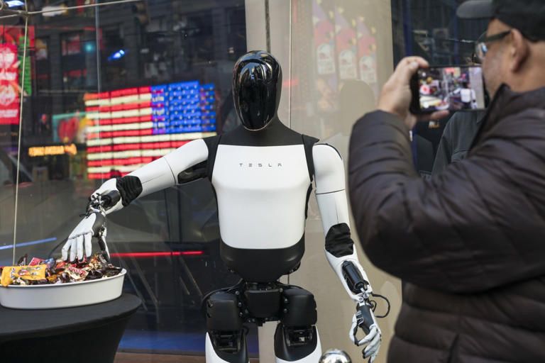 Optimus vs. Optimism: Tesla’s Humanoid Robot Trails Musk’s Bold Promises