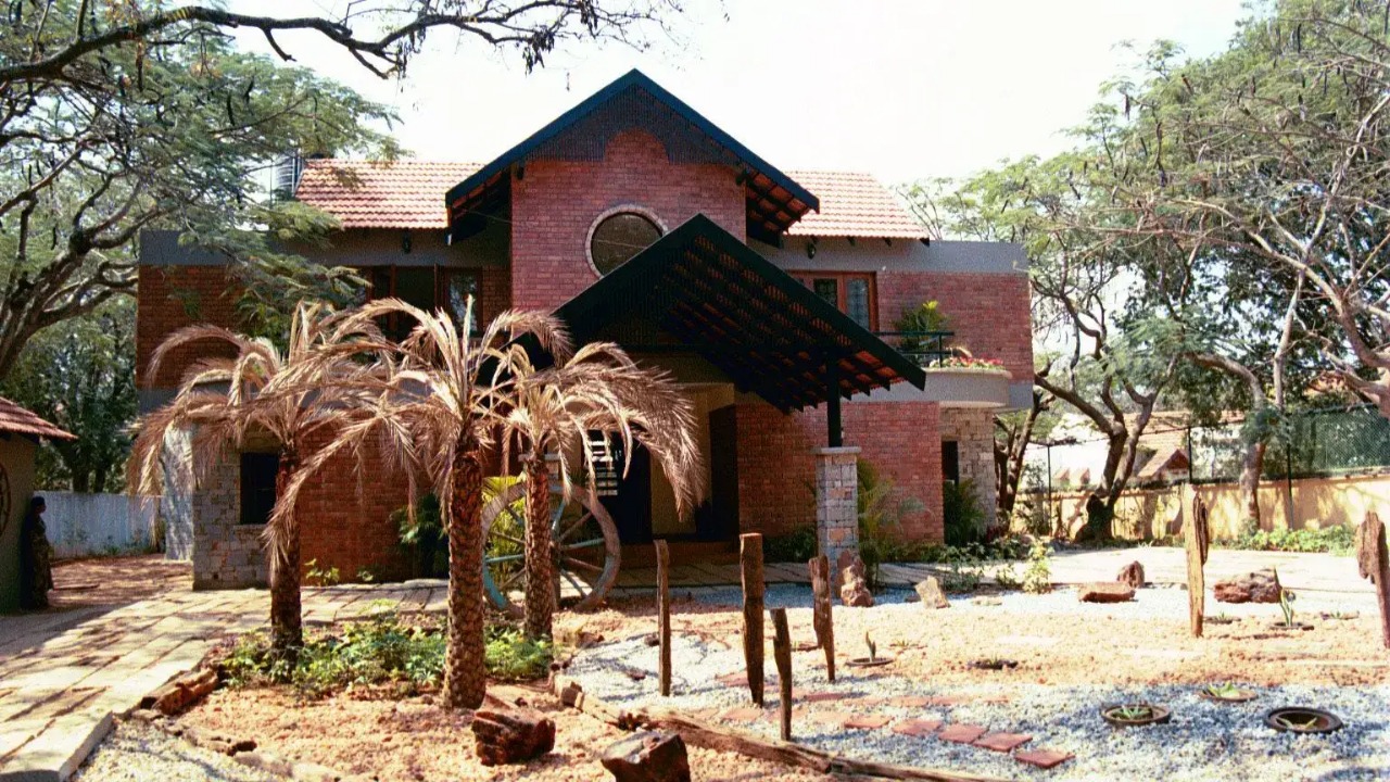 Azim Premji’s Rs 350 Crore Whitefield Bungalow Reflects Simplicity, Sustainability, and Purpose