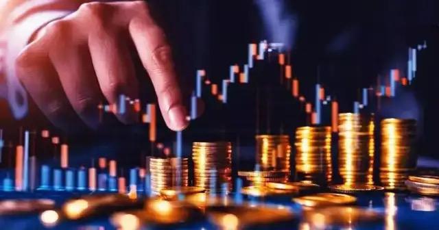 Bullish Momentum Builds: Indian Bank, SBI Among Top Gainers Hitting 52-Week Highs
