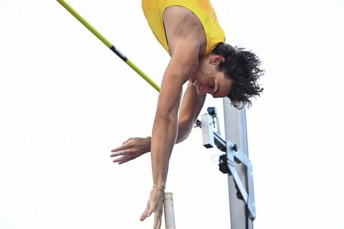 Cleared for Takeoff: Duplantis to Launch World Athletics’ Ultimate Showdown
