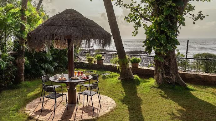 Eight Days Of Escape: Science Reveals Perfect Holiday Length For Peak Happiness