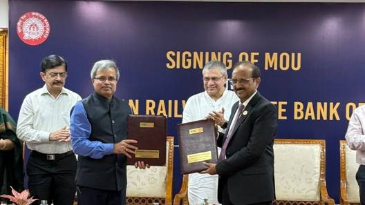 Track to Trust: Indian Railways and SBI Ink Landmark Insurance Deal for Employees