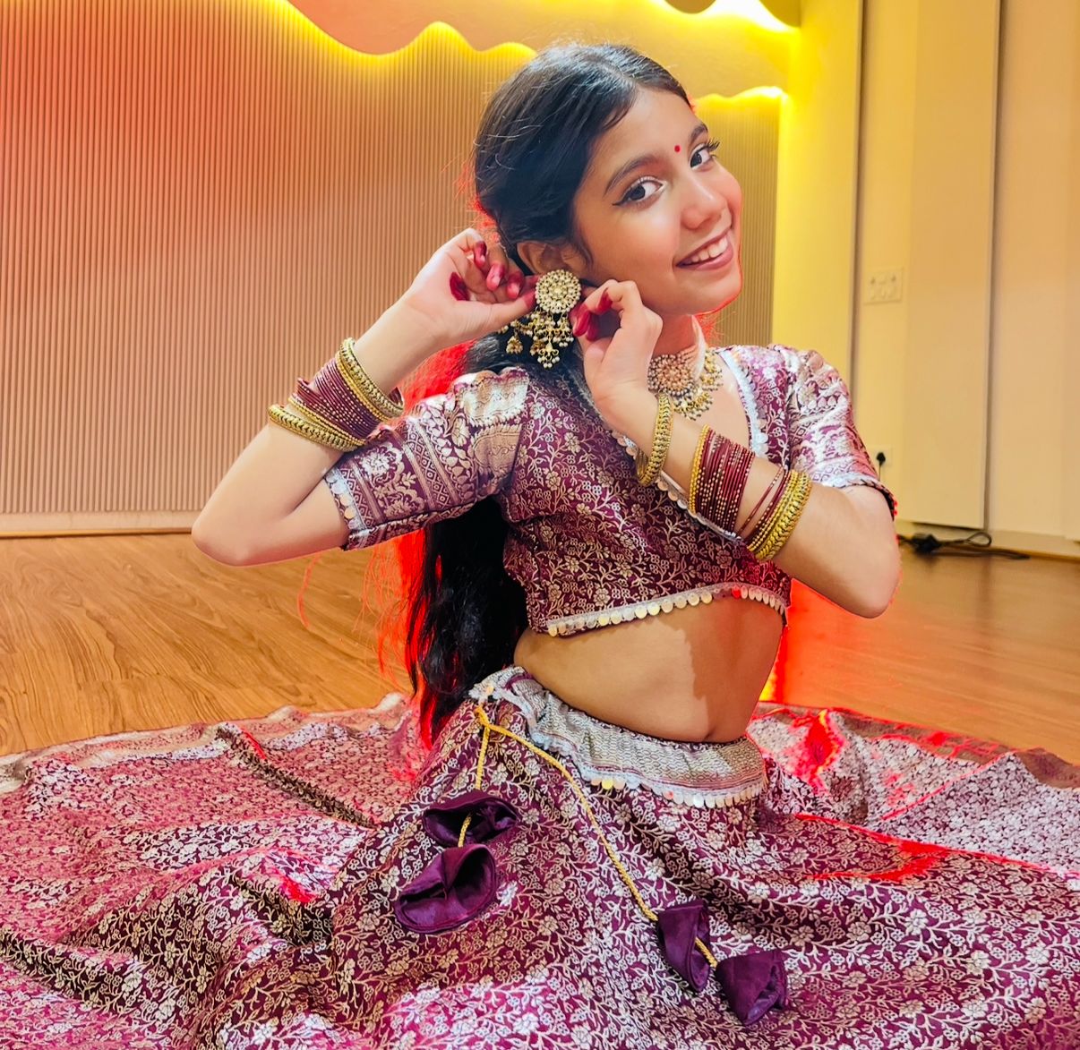 WOW STORY OF THE DAY: She Started Dancing at Eight Months, Built a Community of 815K+ Instagram Followers, Earned the LuxuryDot PR Young Entertainer Award, and Performed on a Stage Graced by Prabhu Deva and A. R. Rahman.