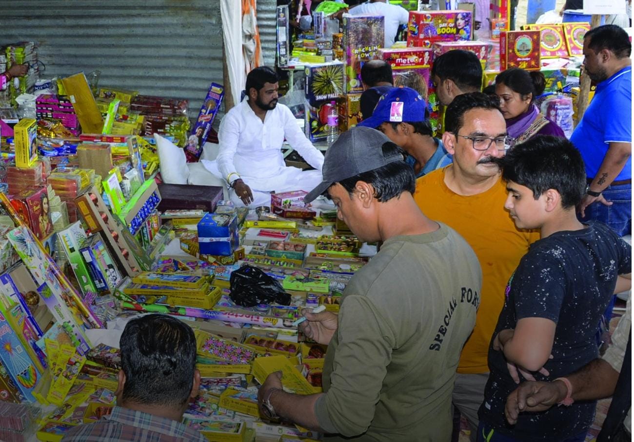 Deepavali Delights: Sivakasi’s Firecrackers Burn Bright with Rs 7,000 Crore Boom