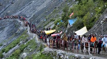 6,000+ Devotees Hit the Holy Highway: Jammu’s Pilgrim Parade Marches to the Cave!